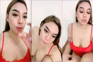 Tante Mega Omek Barbar Live Bling2 Sampe Memek Banjir